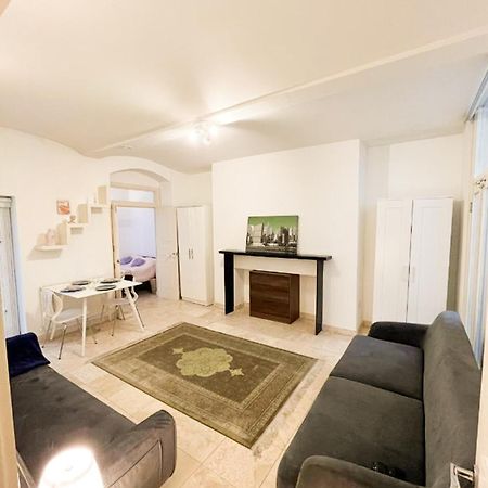 Apartment Moments From Hyde Park 런던 외부 사진