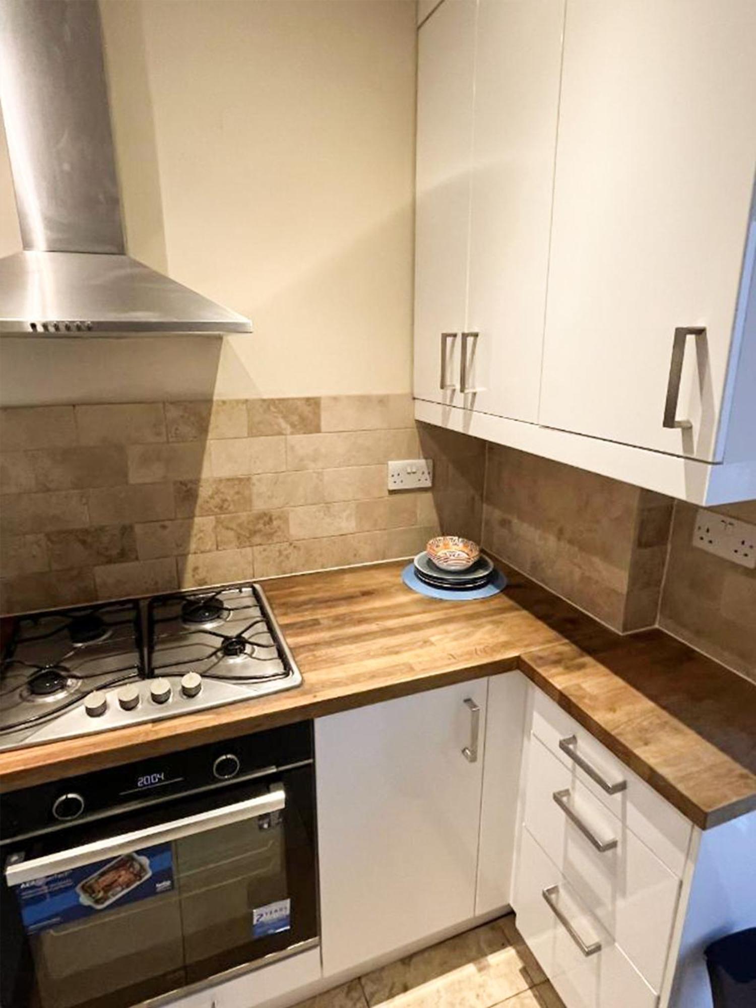 Apartment Moments From Hyde Park 런던 외부 사진